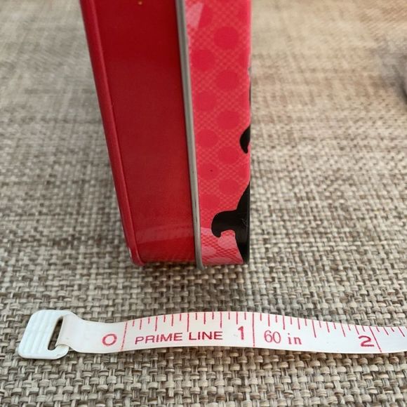 Betty Boop Tin Container - Picture 12 of 12